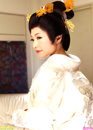 Yui Ayana