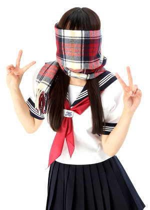 japanese-schoolgirls-pics-9-gallery