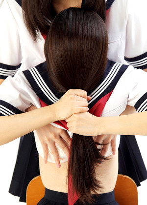 japanese-schoolgirls-pics-7-gallery