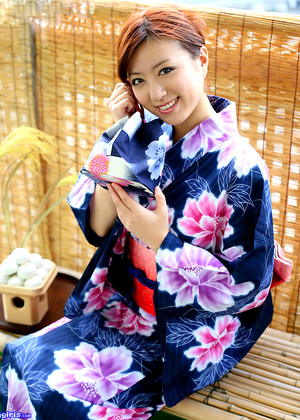 kimono-chizuru-pics-1-gallery