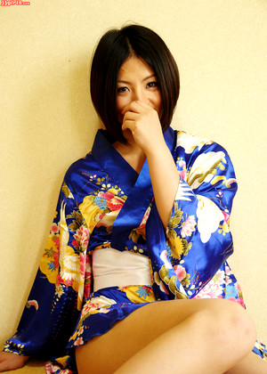 kimono-manami-pics-3-gallery