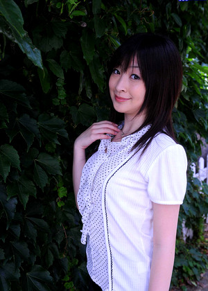 miho-yoshizaki-pics-12-gallery