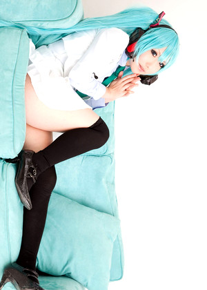 vocaloid-cosplay-pics-11-gallery