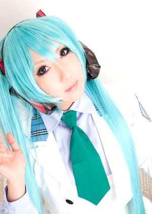 vocaloid-cosplay-pics-8-gallery