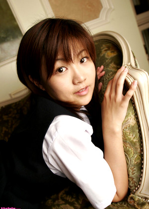 yu-hirano-pics-7-gallery