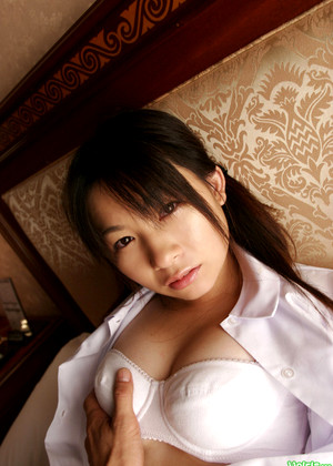 yu-satoya-pics-2-gallery